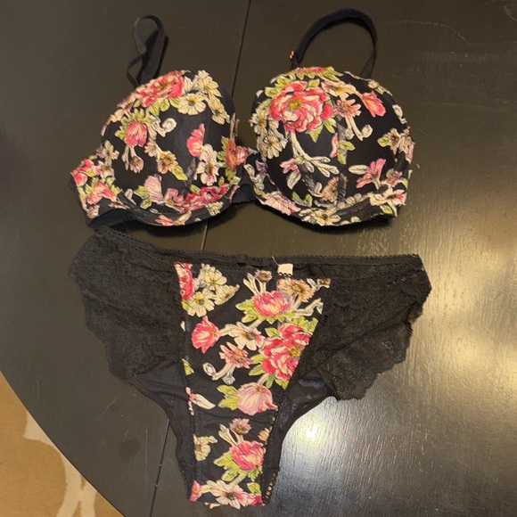 Victoria's Secret Other - Dream Angels Bra & Panties set
NWOT